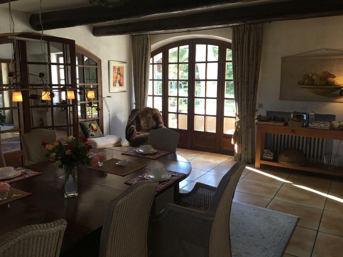 Villa Mas St Jean 노베스 외부 사진