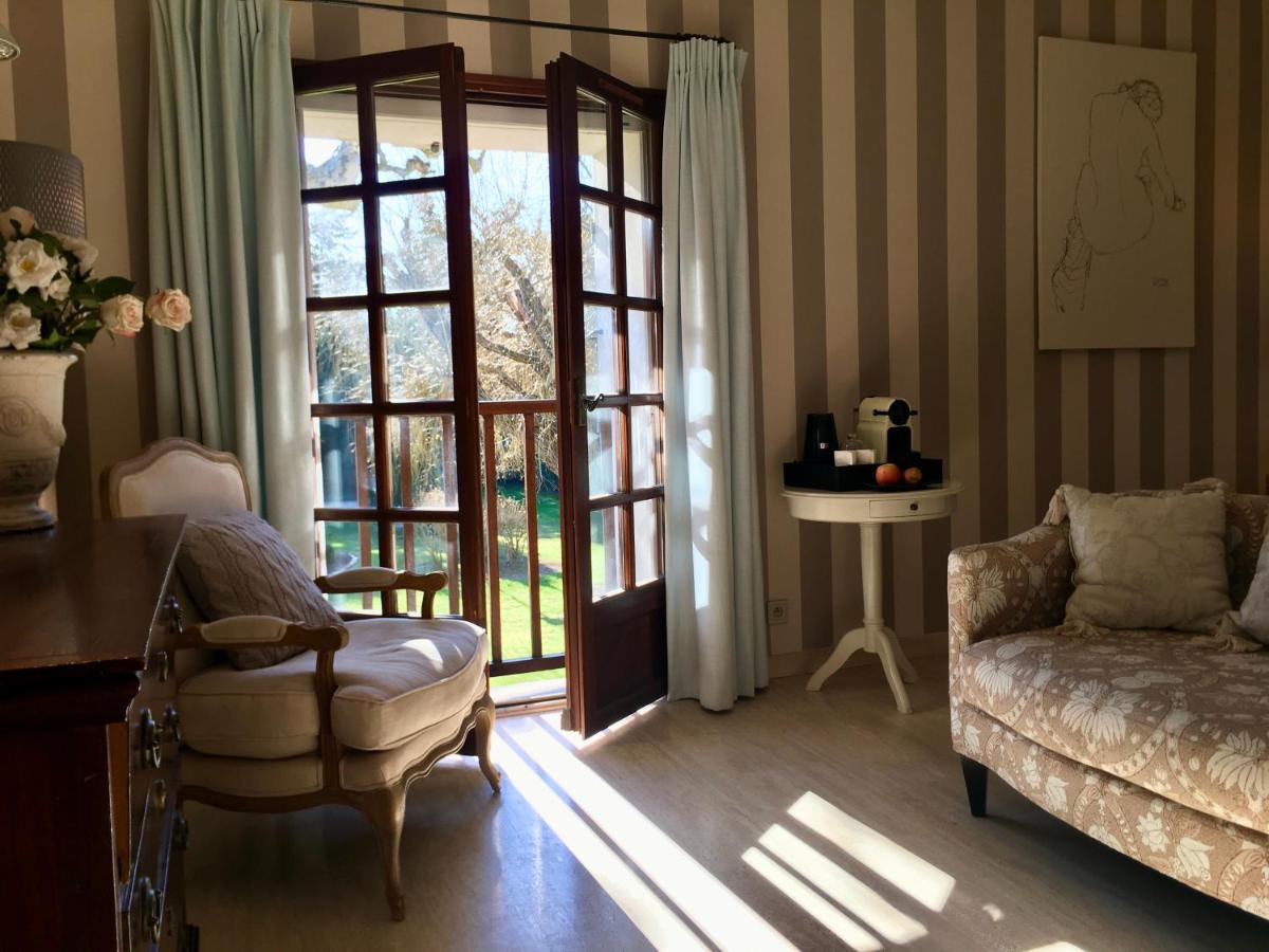 Villa Mas St Jean 노베스 외부 사진